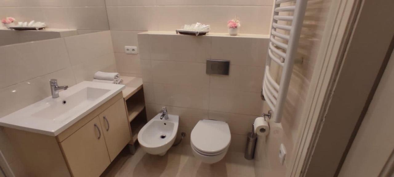 Apartment Swietego Tomasza Krakau Buitenkant foto